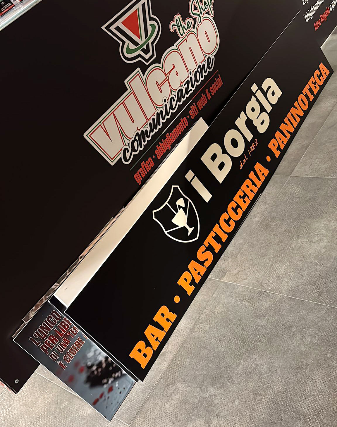 Insegne de I Borgia ristorante Pizzeria Centro Storico by Vulcano Comunicazione